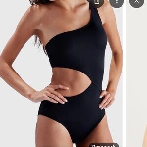 Solid and striped The Claudia one black